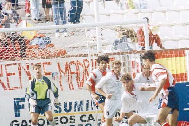 Temp. 1999-2000. Última visita del Alba al Cerro del Espino. 0-1 (Leandro)