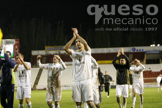 Los jugadores del Albacete salieron del Carlos Belmonte aplaudidos por la afición