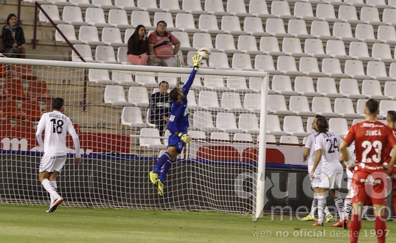 Diego Rivas debutó en partido oficial con el Albacete Balompié