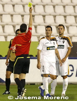 Prieto Iglesias desquició a jugadores y afición albacetense