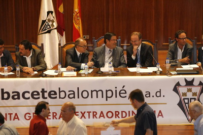 La Junta Extraordinaria de Accionistas del Albacete Balompié transcurrió con total normalidad