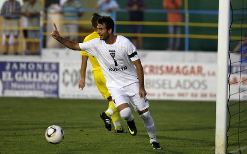 David Torres se convirtió en bi-goleador al anotar los dos primeros tantos del Albacete frente al Sporting de la Gineta