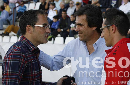 Protagonistas del Albacete - Villanovense: los entrenadores