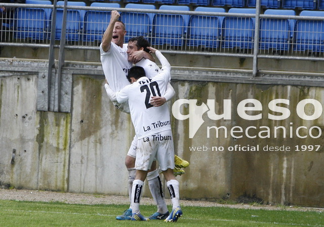 Los jugadores del Albacete celebran el gol de Calle que suponía la sentencia definitiva y un importante triunfo