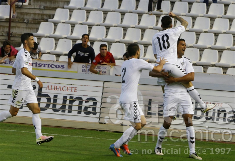 El Albacete doblega al Barakaldo por 3-0 tras un primer tiempo con dudas