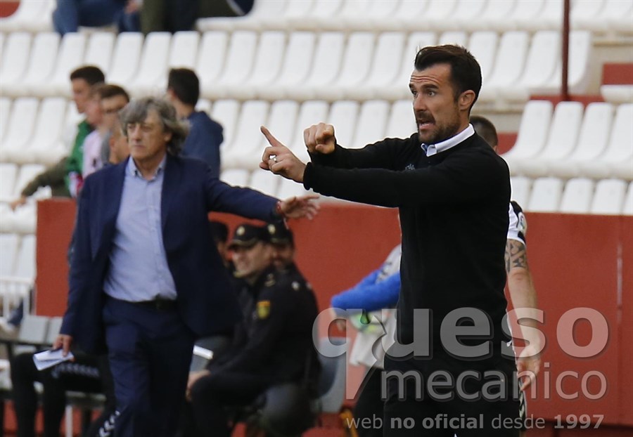 López Garai: "Al Albacete es muy difícil combatirlo, si se adelanta gana y si no se adelanta le cuesta"