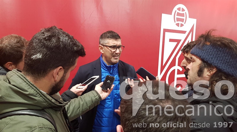 El Director Deportivo del Albacete Balompié Mauro Pérez muy molesto con las decisiones arbitrales a la finalización del encuentro ante el Granada
