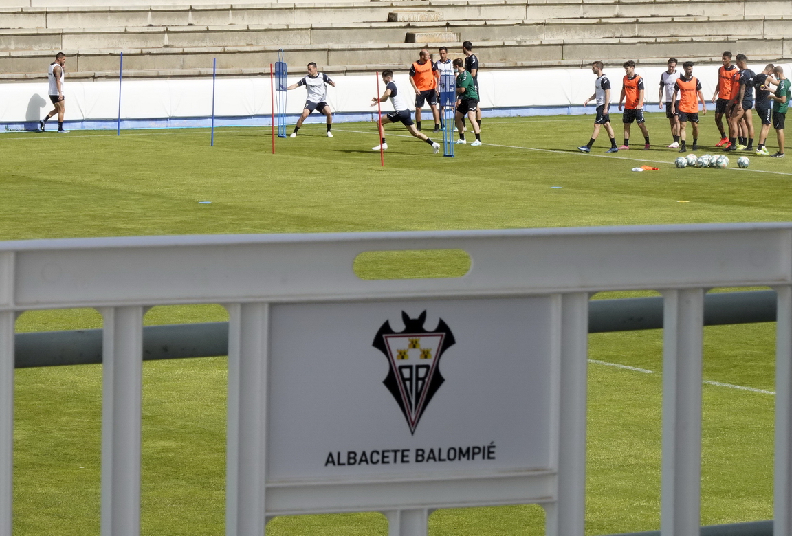 El Albacete Balompié 2020-2021 comienza a andar