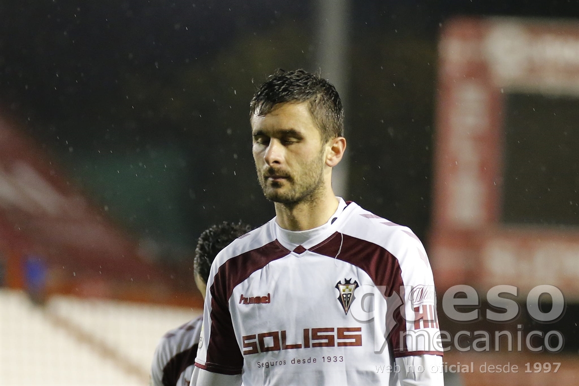 Ivan Kecojevic vio la quinta amarilla y se perderá el partido ante el Real Zaragoza en La Romareda
