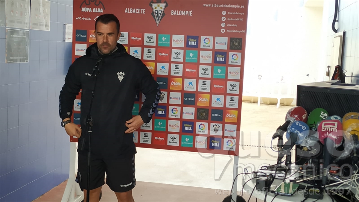 Rueda de prensa de Aritz López Garai en la previa del encuentro C.D. Lugo - Albacete Balompié