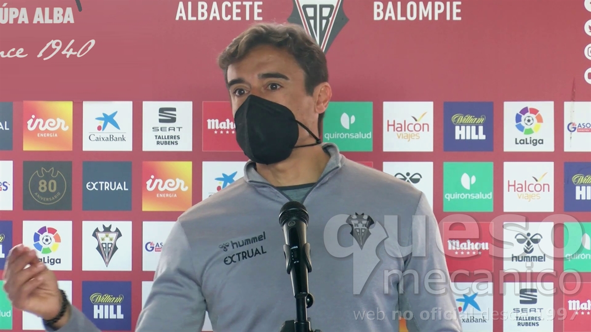 Rueda de prensa de Fran Noguerol tras su nombramiento como entrenador del Albacete Balompié y en la previa del encuentro ante la Ponferradina