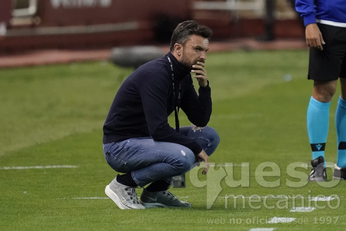 Rubén Albés nuevo entrenador del Albacete Balompié en su única visita al Carlos Belmonte en partido oficial