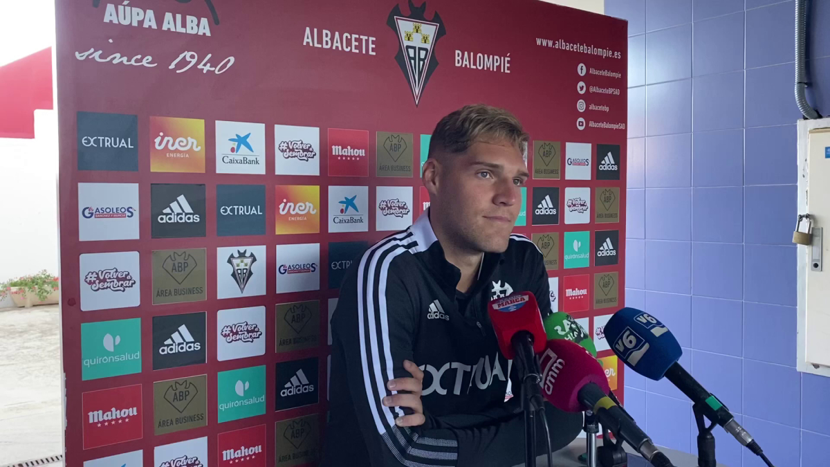 Emiliano Gómez: "Zalazar me dijo que me iba a sentir muy cómodo en Albacete y que aprovechara la oportunidad"