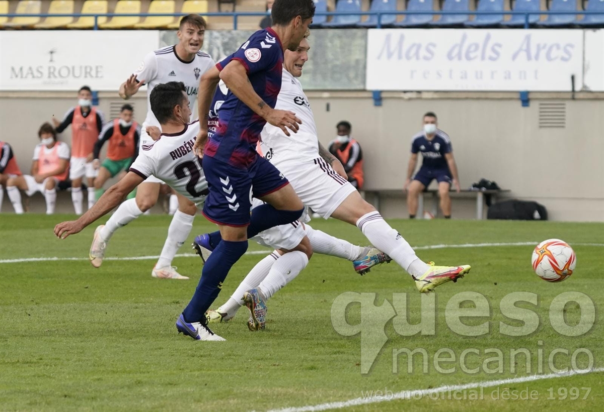 El uruguayo Emiliano Gómez anotaba el segundo tanto del Albacete cuando apenas se llevaban veintitres minutos de juego