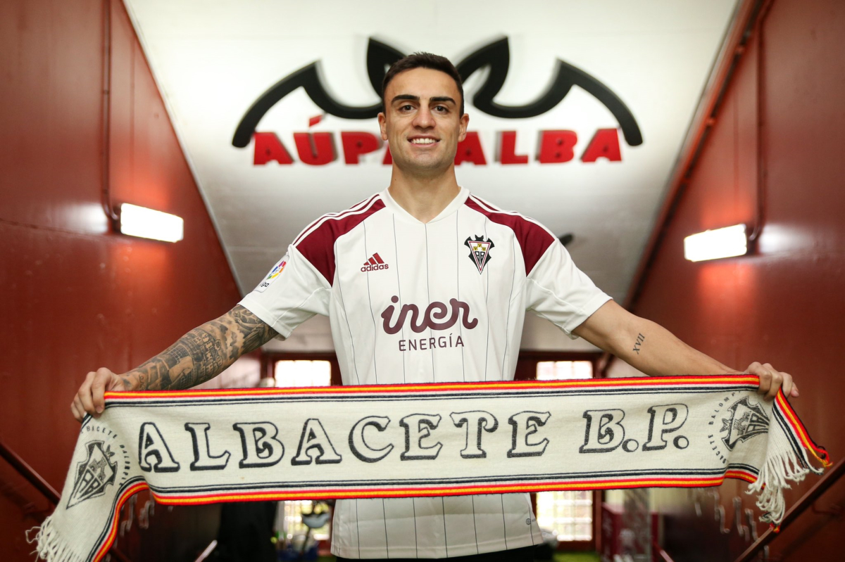 Carlos Isaac: “Tenía una espinita clavada y cuando me surgió la oportunidad de volver al Albacete ni me lo pensé”