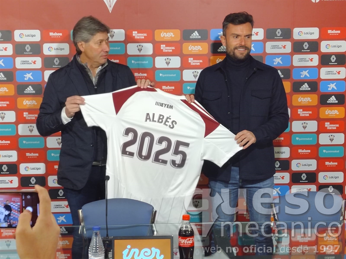 Acto de Renovación de Rubén Albés como entrenador del Albacete Balompié hasta junio de 2025
