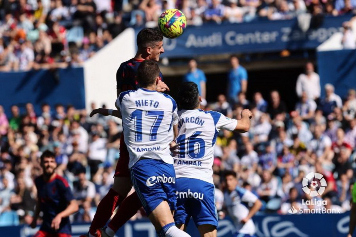El Albacete dispuso de varias oportunidades entre ellas un remate de Olaetxea que se marchó fuera por poco
