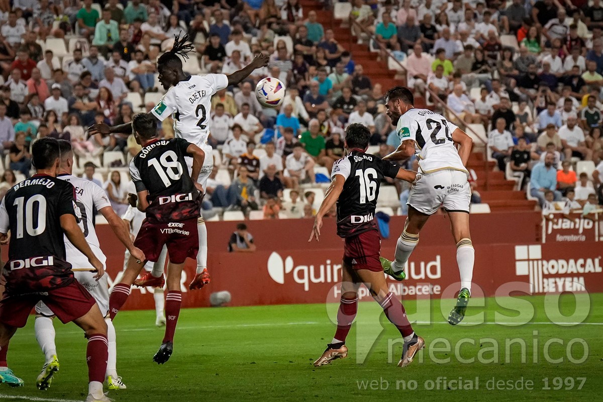 Cristian Glauder anotó su primer gol con la camiseta del Albacete Balompié con un inapelable cabezazo