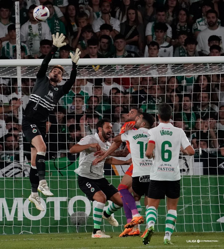 Higinio Marín: “No hemos hecho mal partido; nos ha matado un poco su segundo gol”