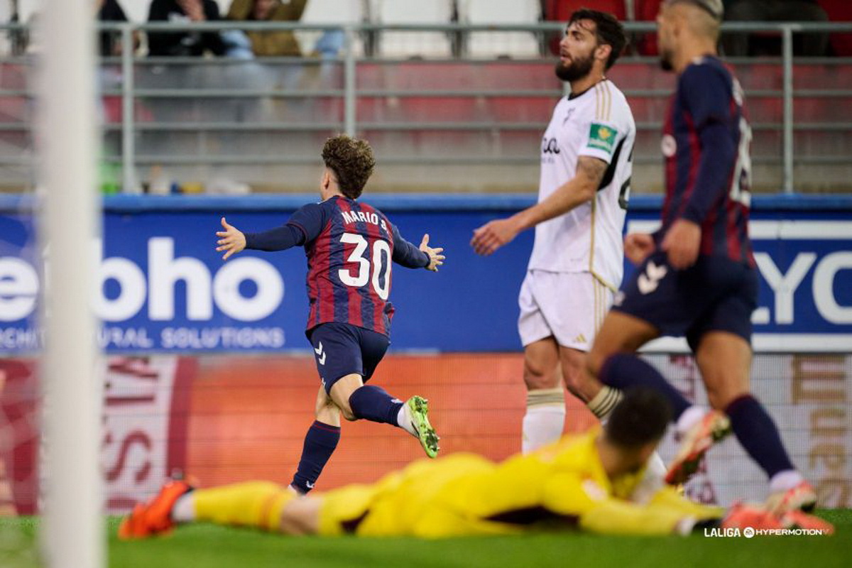 El joven futbolista cedido por el Deportivo, Mario Soriano volvió a marcarle al Albacete tras aquel gol del inolvidable 'riazorazo'