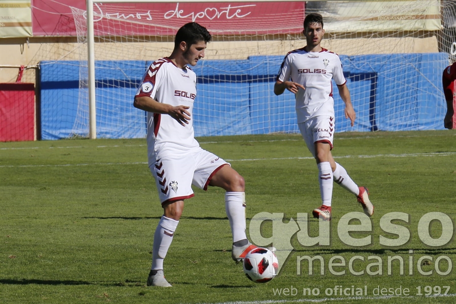 El Atlético Albacete mereció más en el segundo tiempo ante el Manchego (0-0)
